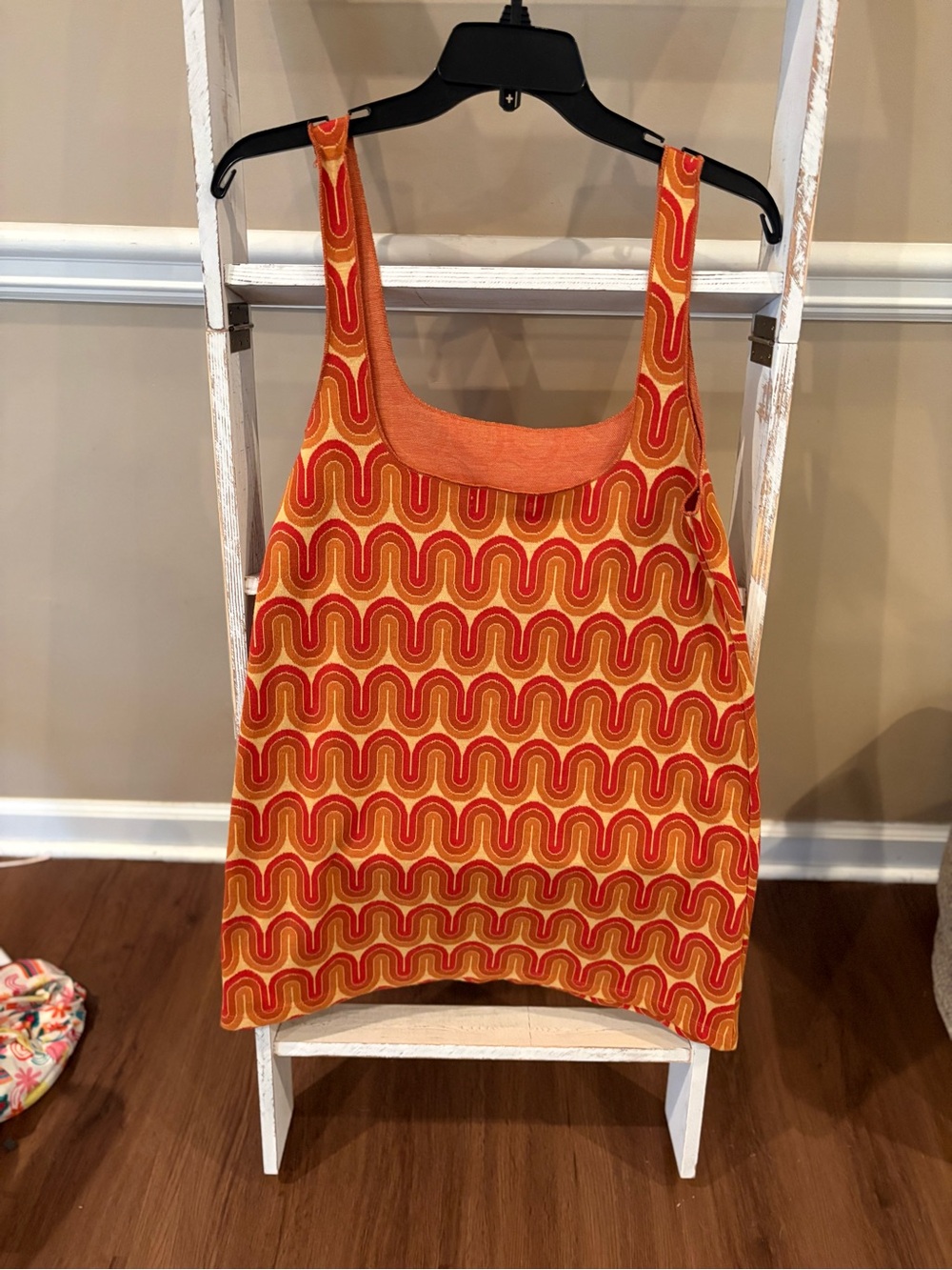 Zara Retro groovy wave in orange